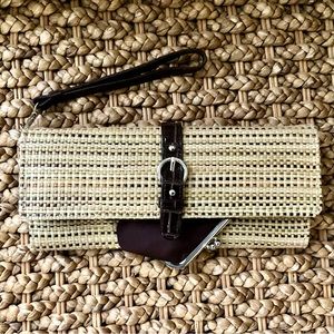 Vintage Hato Hasi Womens Straw Convertible Clutch Wristlet Kiss lock mini purse